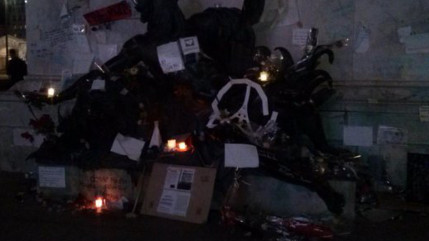 L'indemnisation des victimes des attentats de Paris et Saint-Denis du 13 novembre "pourrait atteindre au total 300 millions d'euros" L'indemnisation des victimes des attentats de Paris et Saint-Denis du 13 novembre "pourrait atteindre au total 300 millions d'euros"