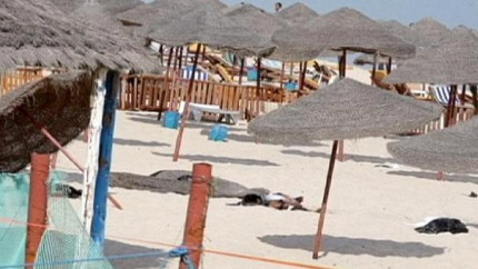 Attentat en Tunisie : un dernier bilan fait état de 38 morts, principalement des touristes Attentat en Tunisie : un dernier bilan fait état de 38 morts, principalement des touristes