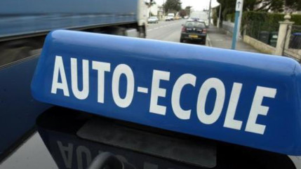 L’examen du code de la route va faire peau neuve en avril prochain avec plus d’interactivité et de nouveaux thèmes abordés L’examen du code de la route va faire peau neuve en avril prochain avec plus d’interactivité et de nouveaux thèmes abordés