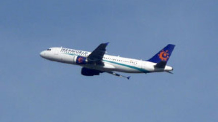 Lyon St Exup&eacute;ry : un avion se pose en urgence apr&egrave;s le d&eacute;c&egrave;s d&rsquo;un passager