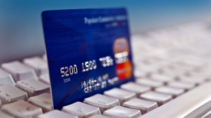 Comme beaucoup d'autres tarifs, celui des frais bancaires va augmenter à compter du 1er janvier prochain Comme beaucoup d'autres tarifs, celui des frais bancaires va augmenter à compter du 1er janvier prochain