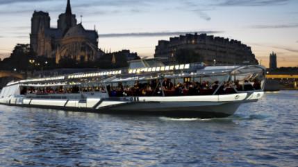 Paris : d&eacute;but du proc&egrave;s d'un pilote de bateau-mouche apr&egrave;s un naufrage mortel