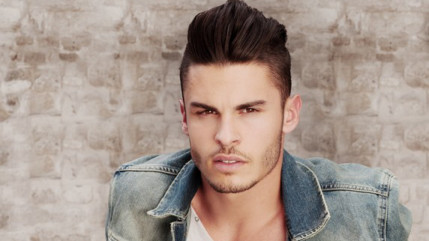 14 Juillet : Baptiste Giabiconi se ridiculise sur Twitter ! 14 Juillet : Baptiste Giabiconi se ridiculise sur Twitter !