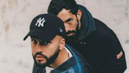 Bigflo et Oli sur scène avec leur mère à Toulouse