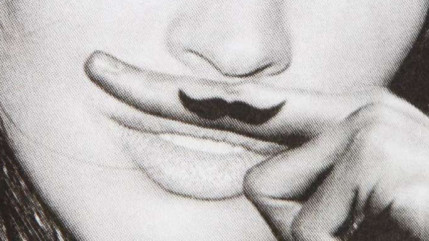 Beyoncé et d'autres artistes attaquent Eleven Paris ! Beyoncé et d'autres artistes attaquent Eleven Paris !