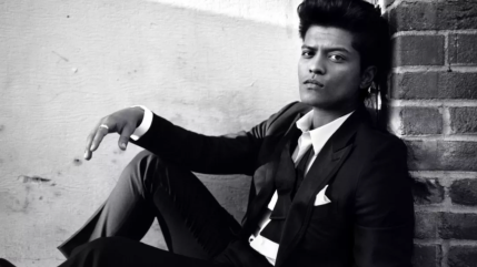 Bruno Mars voit double avec "When I Was Your Man" Bruno Mars voit double avec "When I Was Your Man"