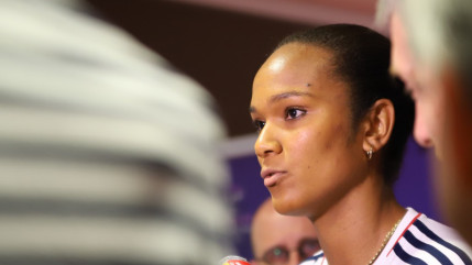 "C'est un jour triste mais nécessaire pour préserver ma santé mentale" : Wendie Renard (OL) se met en retrait de l'équipe de France "C'est un jour triste mais nécessaire pour préserver ma santé mentale" : Wendie Renard (OL) se met en retrait de l'équipe de France