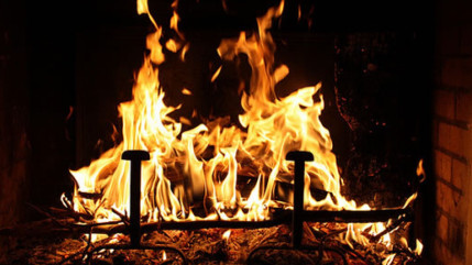 La préfecture de Paris a mis un terme à l'interdiction d'allumer des feux de cheminée en Ile-de-France La préfecture de Paris a mis un terme à l'interdiction d'allumer des feux de cheminée en Ile-de-France