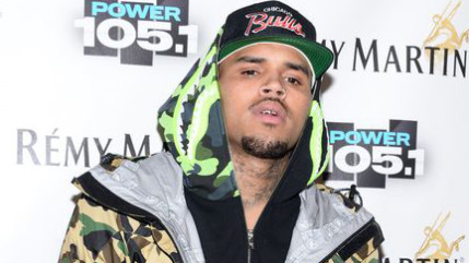 Chris Brown: Des coups de feu pendant son show en boîte de nuit !