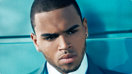 Chris Brown paye encore pour avoir battu Rihanna ! Chris Brown paye encore pour avoir battu Rihanna !