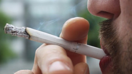 Après six années de baisse, les ventes de cigarettes dans l’Hexagone ont pour la première fois depuis 2009 enregistré une hausse de 1 % en 2015 Après six années de baisse, les ventes de cigarettes dans l’Hexagone ont pour la première fois depuis 2009 enregistré une hausse de 1 % en 2015