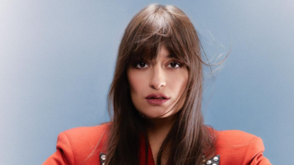 Clara Luciani s'amuse des réactions de ses fans sur Instagram Clara Luciani s'amuse des réactions de ses fans sur Instagram