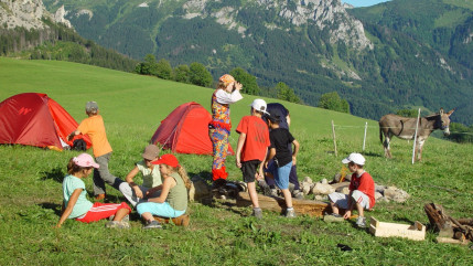 23 % des jeunes de 18-34 ans ont l'intention de trouver un job d'été cette année, selon un sondage BVA. Les emplois d'animateur sont les plus prisés 23 % des jeunes de 18-34 ans ont l'intention de trouver un job d'été cette année, selon un sondage BVA. Les emplois d'animateur sont les plus prisés