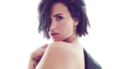Demi Lovato pose nue et sans retouches pour Vanity Fair! Demi Lovato pose nue et sans retouches pour Vanity Fair!