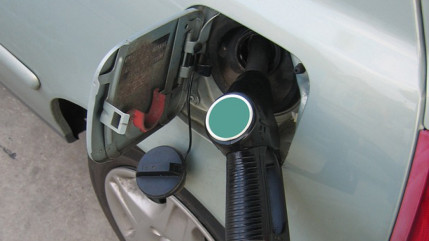 Après l'abandon de l'écotaxe, le gouvernement pourrait augmenter le prix du diesel Après l'abandon de l'écotaxe, le gouvernement pourrait augmenter le prix du diesel