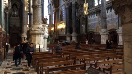 Il tente de voler les dons des fidèles à Fourvière Il tente de voler les dons des fidèles à Fourvière