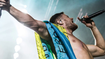 Imagine Dragons soutien l’Ukraine dans le clip de "Crushed"