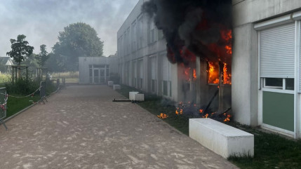Incendie d’une école à Meyzieu : placés sous contrôle judiciaire, les deux suspects de 13 ans jugés prochainement Incendie d’une école à Meyzieu : placés sous contrôle judiciaire, les deux suspects de 13 ans jugés prochainement