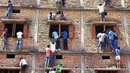 Inde: la police a proc&eacute;d&eacute; ce week-end &agrave; 1000 arrestations dans une spectaculaire affaire de tricherie scolaire