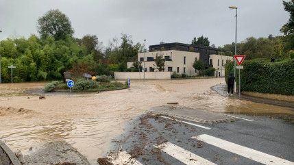 Intempéries : la sirène d'alerte va retentir à Brignais, des habitants appelés à évacuer Intempéries : la sirène d'alerte va retentir à Brignais, des habitants appelés à évacuer