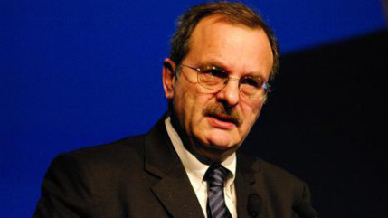 Tags antis&eacute;mites &agrave; Tarare, banderole "Je suis Charlie Martel" sur l&rsquo;A6 : le pr&eacute;fet porte plainte