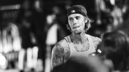 Justin Bieber en deuil : il rend hommage à son grand-père mort à 80 ans.