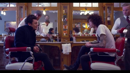 Kev Adams joue dans le nouveau clip de Julian Perretta!