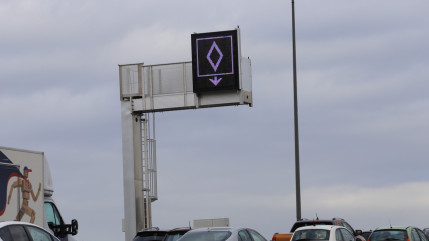 La voie réservée au covoiturage entre en vigueur sur l'A7 ce mercredi au sud de Lyon