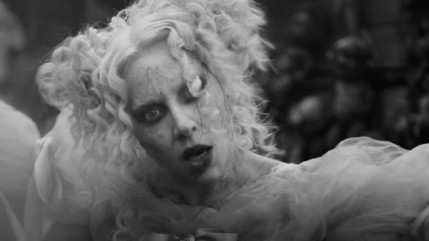 Lady Gaga dévoile le clip effrayant de "The Dead Dance" pour la série "Mercredi"