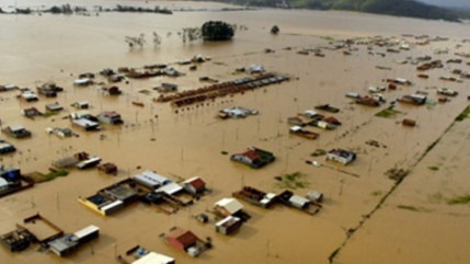 Au Paraguay, en Uruguay, dans le nord de l&rsquo;Argentine et dans le sud du Br&eacute;sil, plus de 100 000 personnes ont &eacute;t&eacute; &eacute;vacu&eacute;es cette semaine en raison d&rsquo;importantes inondations