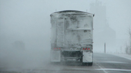 Les poids lourds de 7,5 tonnes interdits sur l’A89 à cause de la neige
