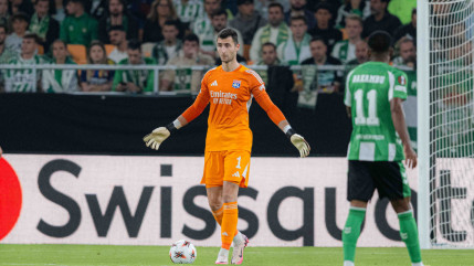 Ligue Europa : l’OL tombe logiquement à Séville après avoir fait tourner (2-0)