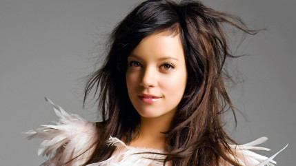 Lily Allen pète les plombs..! Lily Allen pète les plombs..!