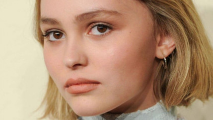Lily-Rose Depp suit les traces de ses parents! Lily-Rose Depp suit les traces de ses parents!