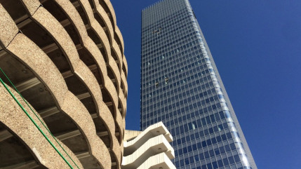 Lyon : la couleur de la qualité de l'air désormais affichée tous les soirs sur la tour Incity