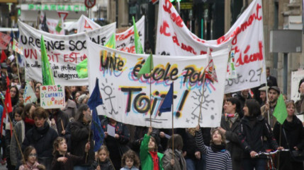 Lyon : 350 personnes à la manifestation du collectif "Jamais sans Toit" Lyon : 350 personnes à la manifestation du collectif "Jamais sans Toit"
