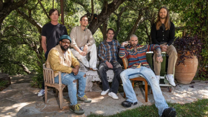 Maroon 5 : leur nouveau titre "Middle Ground" dévoilé