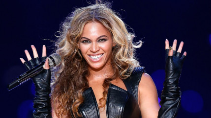 Beyonc&eacute; sort le d&eacute;collet&eacute;!