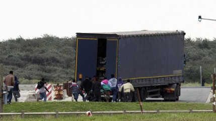 Plus de 15 000 personnes ont manifesté dimanche à Bruxelles en faveur de l'accueil des migrants Plus de 15 000 personnes ont manifesté dimanche à Bruxelles en faveur de l'accueil des migrants