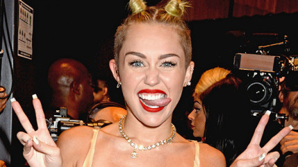 Miley Cyrus, encore des photos compromettantes! Miley Cyrus, encore des photos compromettantes!