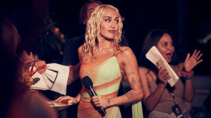 Miley Cyrus : mène une double vie ? Miley Cyrus : mène une double vie ?