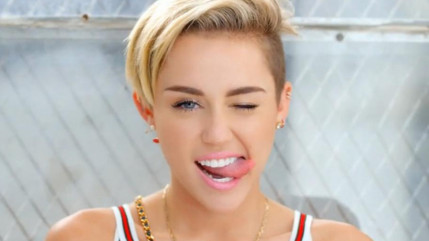 Les poils sous les bras, une véritable mode! Les poils sous les bras, une véritable mode!