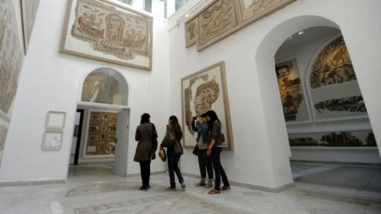 Un troisième Français a été identifié parmi les 20 touristes étrangers tués dans l'attaque du musée du Bardo mercredi à Tunis Un troisième Français a été identifié parmi les 20 touristes étrangers tués dans l'attaque du musée du Bardo mercredi à Tunis