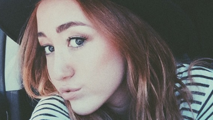 La s&oelig;ur de Miley Cyrus se lance dans la musique!