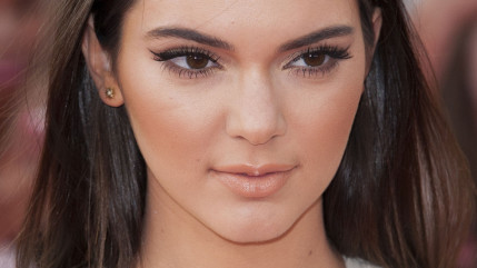 D&eacute;couvrez le shooting sexy de Kendall Jenner pour V magazine !