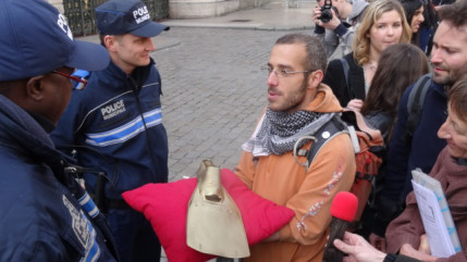 Piscine du Rh&ocirc;ne : la palme d&rsquo;or des tarifs les plus chers refus&eacute;e par Collomb