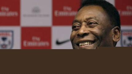 Le l&eacute;gendaire footballeur br&eacute;silien Pel&eacute;, 74 ans, a &eacute;t&eacute; hospitalis&eacute; &agrave; Sao Paulo o&ugrave; il a subi une op&eacute;ration de la colonne vert&eacute;brale