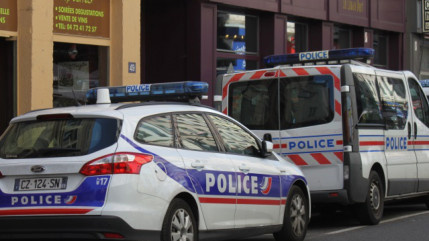 Le ministère de l'Intérieur a décompté 603 gardes à vue et 721 voitures brûlées en France lors de la soirée du 14 juillet Le ministère de l'Intérieur a décompté 603 gardes à vue et 721 voitures brûlées en France lors de la soirée du 14 juillet