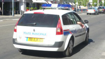 Il frappe violemment sa concubine &acirc;g&eacute;e de 16 ans