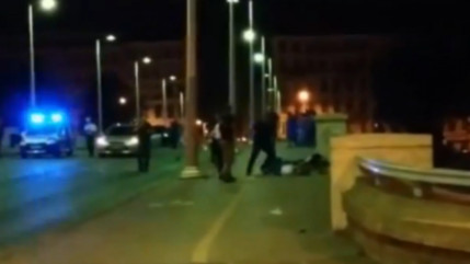 Policier accus&eacute; de bavure apr&egrave;s un match de l'Alg&eacute;rie &agrave; Lyon : la vid&eacute;o &eacute;tait trafiqu&eacute;e